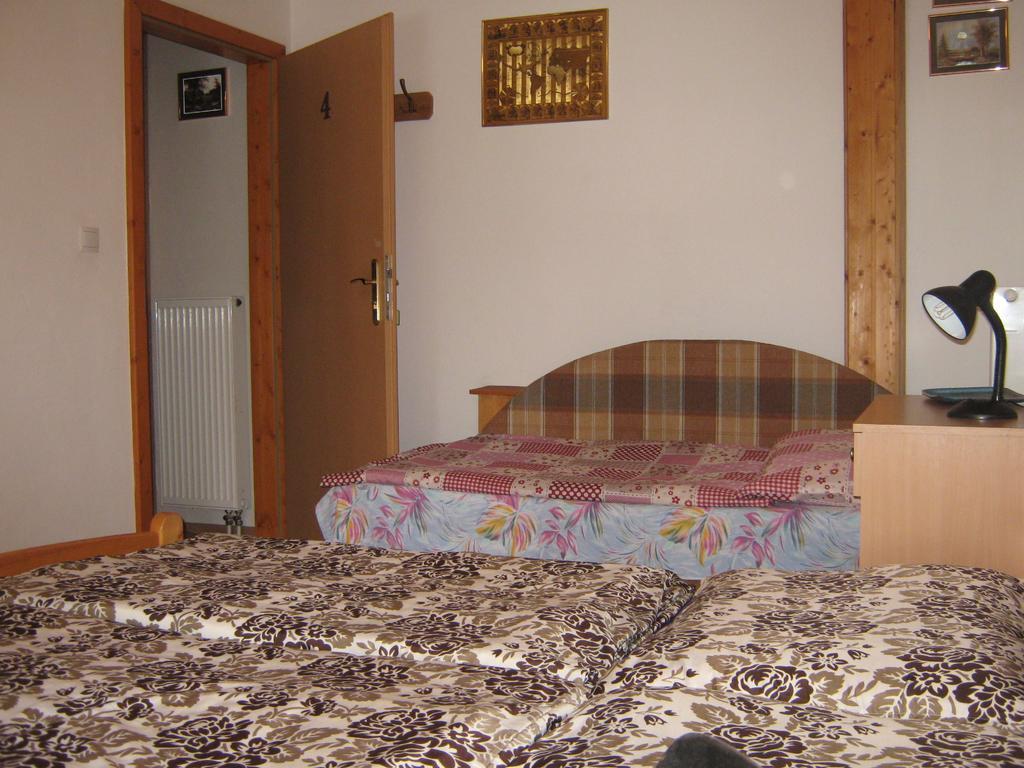 Penzion Pod Dobakom Lazisko Exterior photo